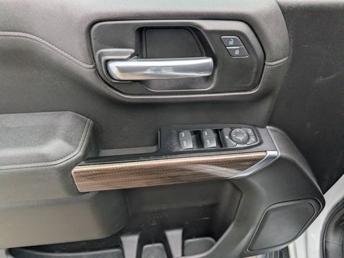 Used 2019 Chevrolet Silverado 1500 LT image 11