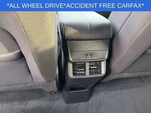 Used 2025 GMC Terrain Elevation image 22