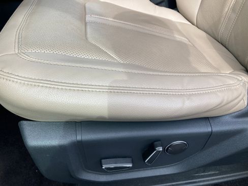 Certified 2022 Ford Expedition Max Limited image 9