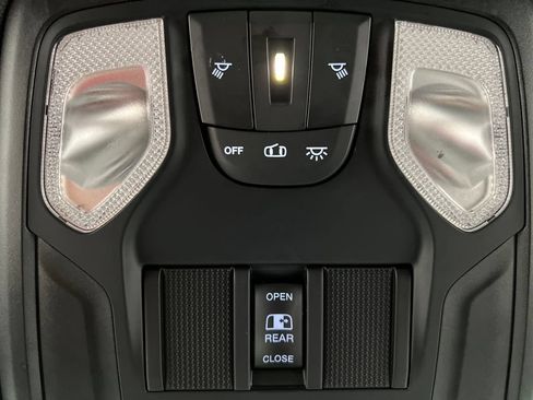 Used 2021 RAM 1500 Big Horn RWD image 65