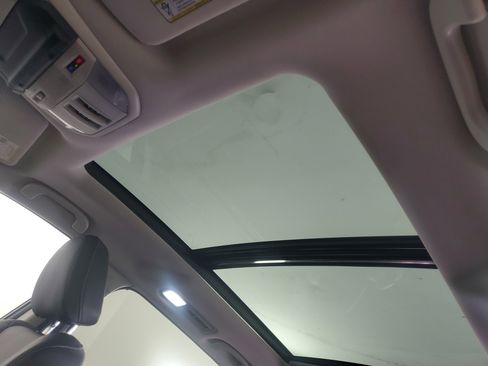 Used 2023 Subaru Ascent Limited w/ Technology Package image 31