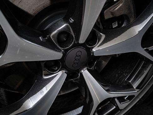 New 2026 Audi A6 Premium Plus image 8