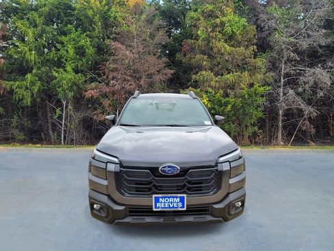 New 2026 Subaru Outback Limited AWD/4WD image 2