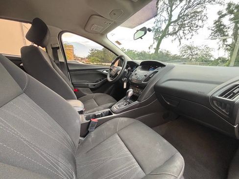Used 2017 Ford Focus SE image 15