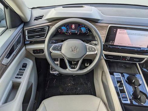 New 2026 Volkswagen Atlas SEL Premium R-Line AWD/4WD image 15