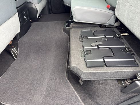 Used 2018 RAM 1500 Big Horn AWD/4WD image 35