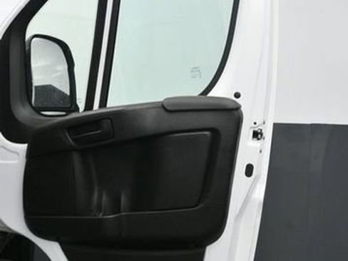 Used 2023 RAM ProMaster 2500 FWD image 21
