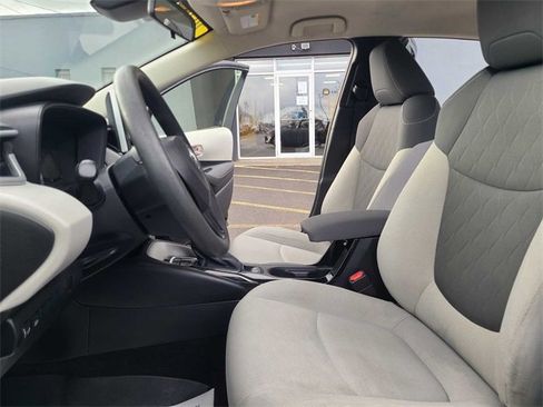 Used 2020 Toyota Corolla LE image 13