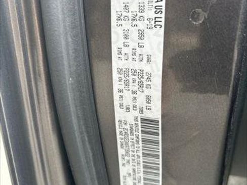 Certified 2019 Dodge Grand Caravan GT FWD image 44