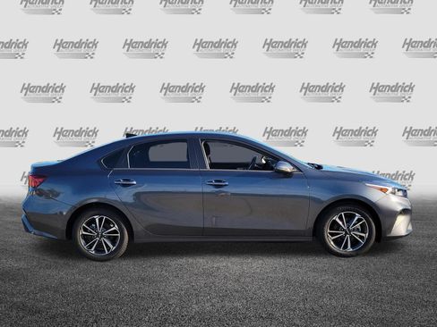 Used 2023 Kia Forte LXS w/ LXS Technology Package FWD image 8