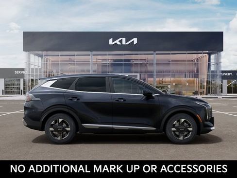 New 2026 Kia Sportage LX FWD image 7