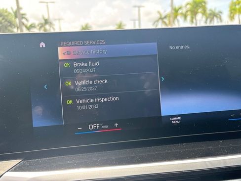 Used 2023 BMW i4 eDrive35 w/ Premium Package RWD image 3