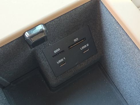 Used 2021 Porsche Macan S image 24