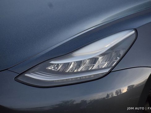 Used 2019 Tesla Model 3 Standard Range Plus image 26