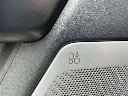 Used 2025 Ford F150 Lariat w/ Equipment Group 502A High image 20