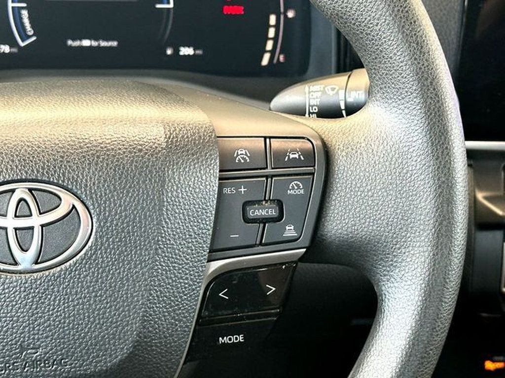 Used 2025 Toyota Camry LE FWD image 23
