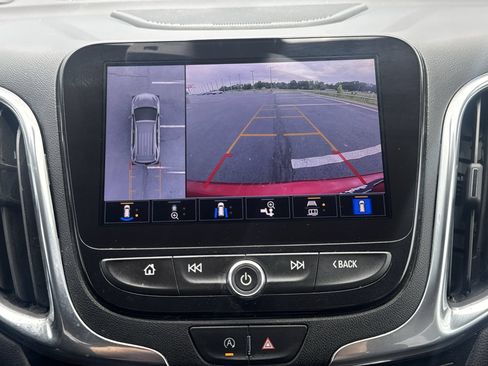 Certified 2022 Chevrolet Equinox Premier AWD/4WD image 17