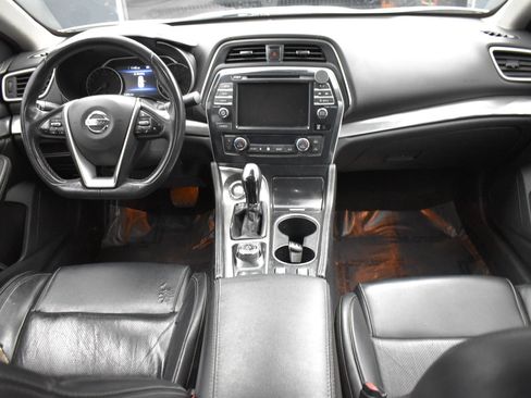 Used 2020 Nissan Maxima 3.5 SV w/ Floor Mat Group FWD image 15