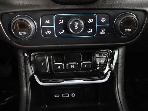 Used 2020 GMC Terrain SLT w/ Preferred Package FWD image 50