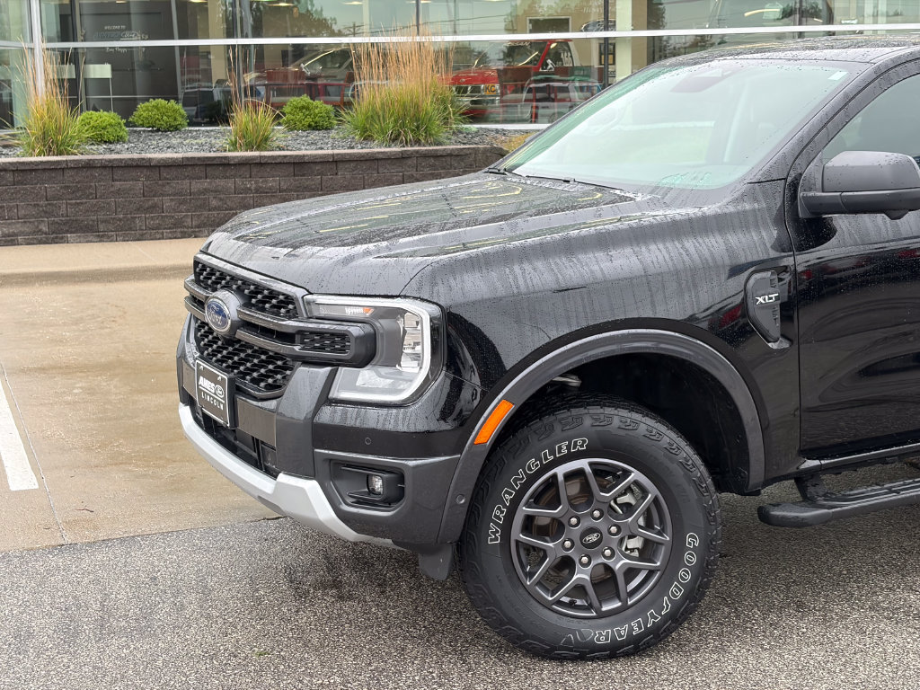 Certified 2024 Ford Ranger XLT w/ Technology Package AWD/4WD image 2