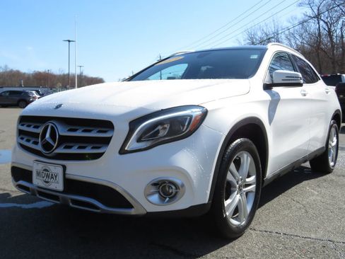 Used 2019 Mercedes-Benz GLA 250 4MATIC image 1