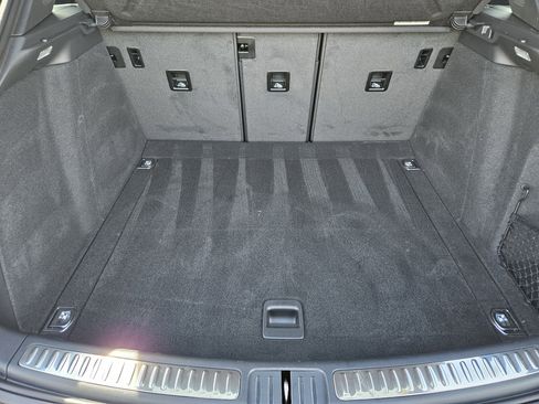 Certified 2026 Porsche Macan image 31