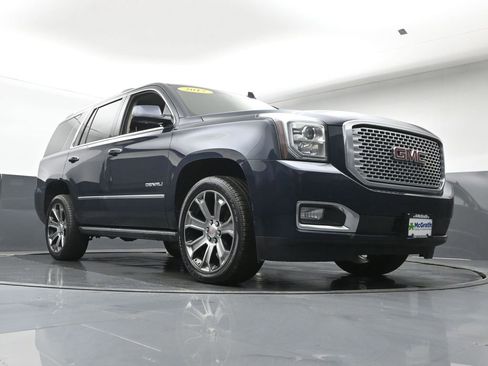 Used 2017 GMC Yukon Denali w/ Open Road Package image 22