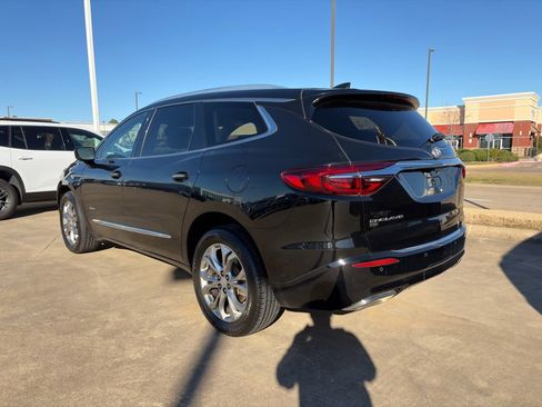 Used 2020 Buick Enclave Avenir w/ Avenir Technology Package image 7