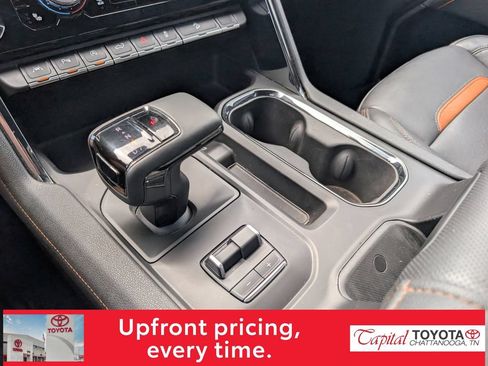 Used 2023 GMC Sierra 1500 AT4 w/ Technology Package AWD/4WD image 22