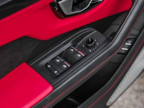 Used 2022 Lamborghini Urus image 53