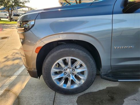 Used 2024 Chevrolet Tahoe Premier w/ Advanced Technology Package AWD/4WD image 5
