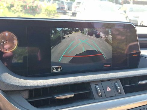 Used 2019 Lexus ES 350 w/ Premium Package FWD image 20