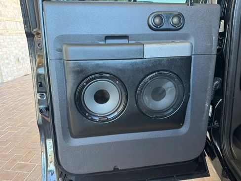 Used 2011 Ford F350 Lariat image 19