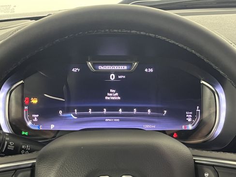 Used 2025 RAM 1500 Laramie w/ Night Edition image 13