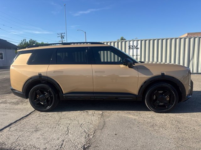 Used 2027 Kia Telluride SX Prestige X-Line w/ Towing Package AWD/4WD image 3