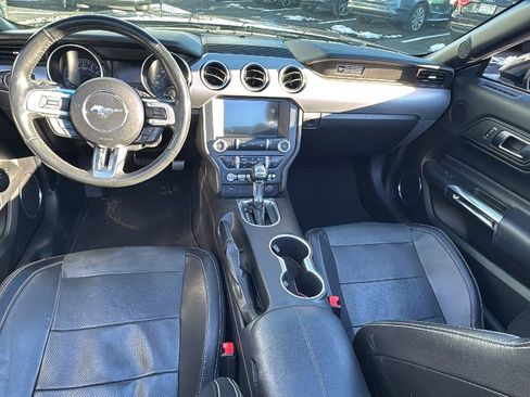 Used 2020 Ford Mustang GT Premium image 12