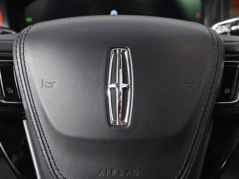 Used 2023 Lincoln Aviator Reserve w/ Equipment Group 201A AWD/4WD image 36