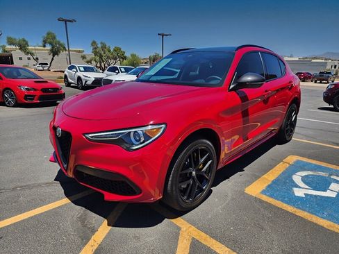 Used 2021 Alfa Romeo Stelvio Ti w/ Nero Edizione AWD/4WD image 7