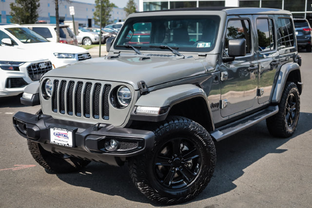 Used 2021 Jeep Wrangler Unlimited Sahara AWD/4WD image 5