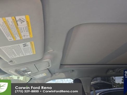 Used 2022 Ford Explorer XLT w/ Equipment Group 202A AWD/4WD image 19