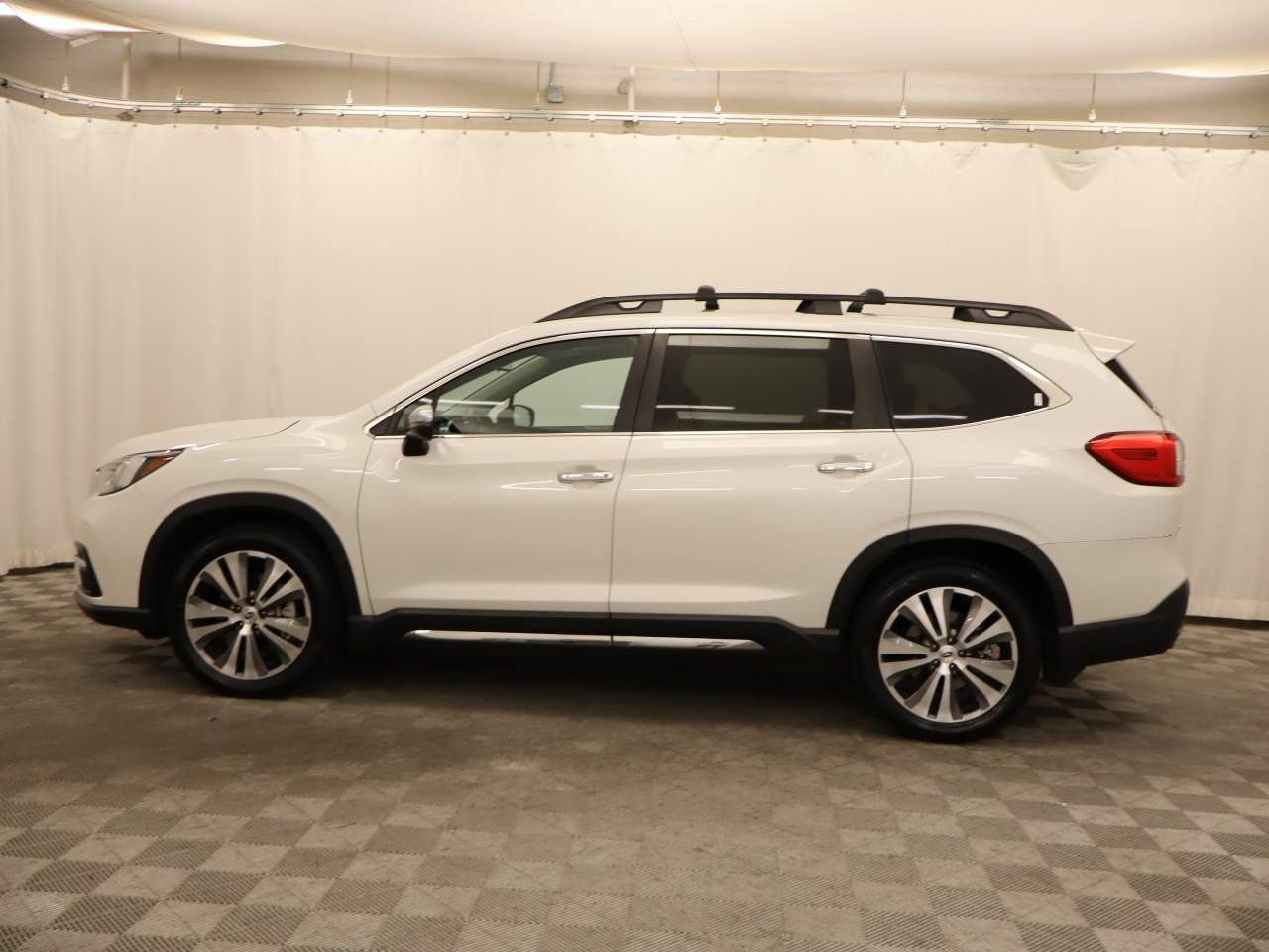 Used 2022 Subaru Ascent Touring w/ Popular Package #2A AWD/4WD image 2
