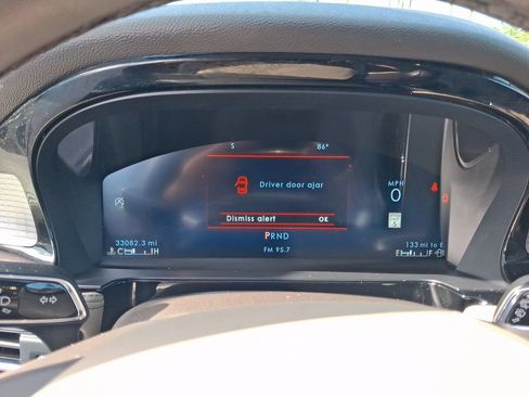 Used 2023 Lincoln Corsair FWD image 21