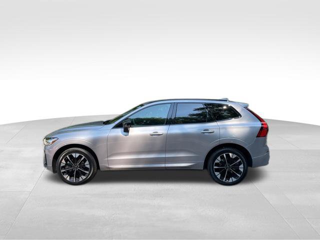 Certified 2026 Volvo XC60 B5 Plus w/ Climate Package AWD/4WD image 5