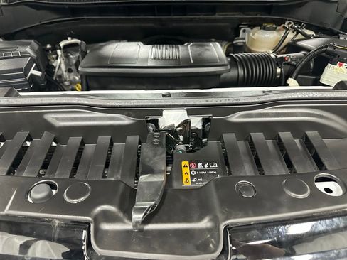 Used 2023 Chevrolet Silverado 1500 ZR2 w/ Technology Package AWD/4WD image 68