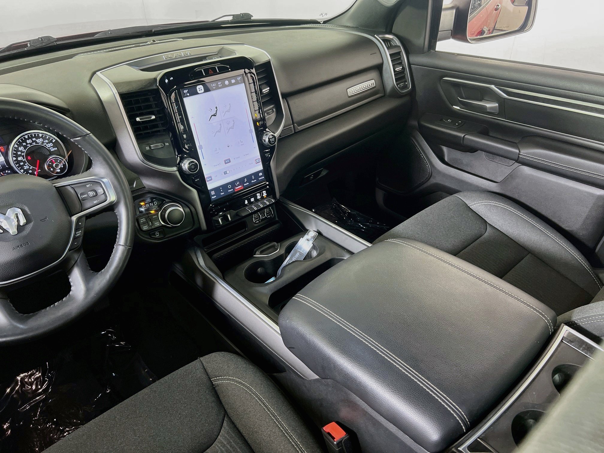 Used 2024 RAM 1500 Big Horn AWD/4WD image 23