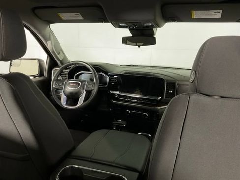 Used 2024 GMC Sierra 1500 Elevation w/ Preferred Package AWD/4WD image 16