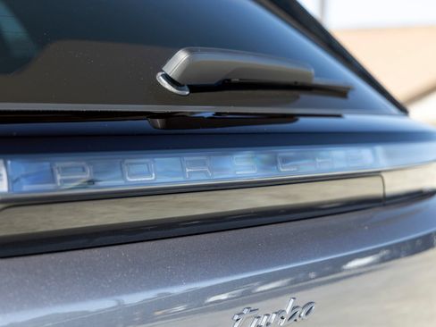 New 2026 Porsche Cayenne Turbo AWD/4WD image 25