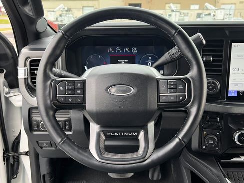 Used 2025 Ford F250 Platinum image 24