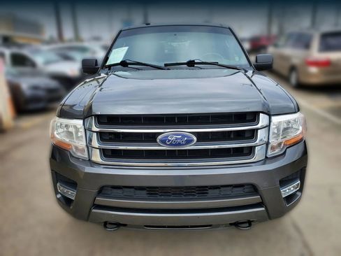 Used 2017 Ford Expedition EL XLT image 13