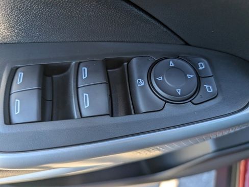 Used 2024 Chevrolet Trax RS w/ Driver Confidence Package image 10